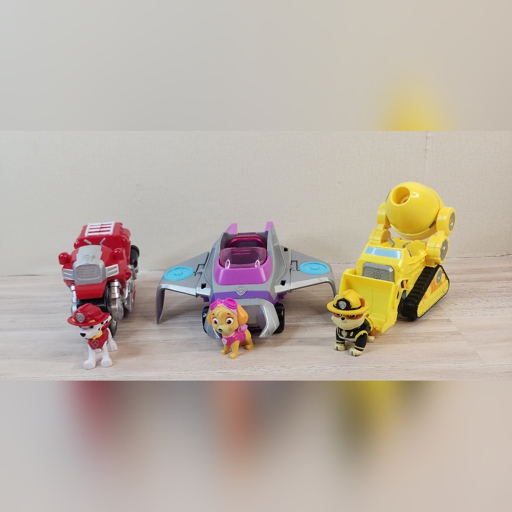 Paw Patrol Rescue Vehicles and Pups